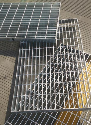 鋼格板廠家生產(chǎn)的鋼格柵板都有哪幾類 鋼格板廠家生產(chǎn)的鋼格柵板都有哪幾類